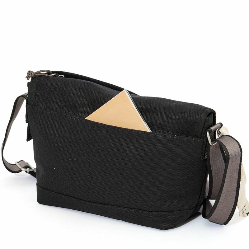 Leeリーショルダーバッグバッグレディースブランドショルダーバックフラップ斜め掛け斜めがけ帆布人気シンプル大人おしゃれ30代40代50代60代320-1302