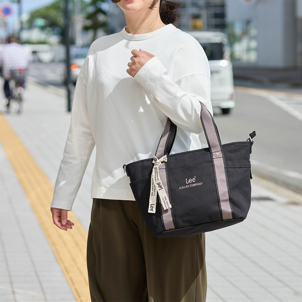 LeeリーショルダーバッグバッグレディースA42WAYブランドショルダーバック斜め掛け斜めがけ大きめ大容量帆布人気かっこいいシンプル大人30代40代50代60代320-1304