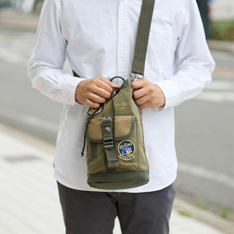 AVIREXアビレックス2WAYボンサックボディバッグショルダーバッグトップガン2TOPGUNIIメンズレディースアヴィレックス斜めがけ斜め掛け巾着巾着バッグAVX3529K