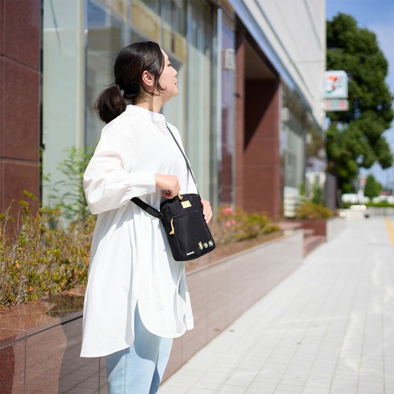 Leeリーショルダーバッグミニオンminionコラボバッグブランドショルダーバック斜め掛け斜めがけ人気ブランドかっこいいシンプル大人おしゃれキャラクターミニオンズminions320-30030