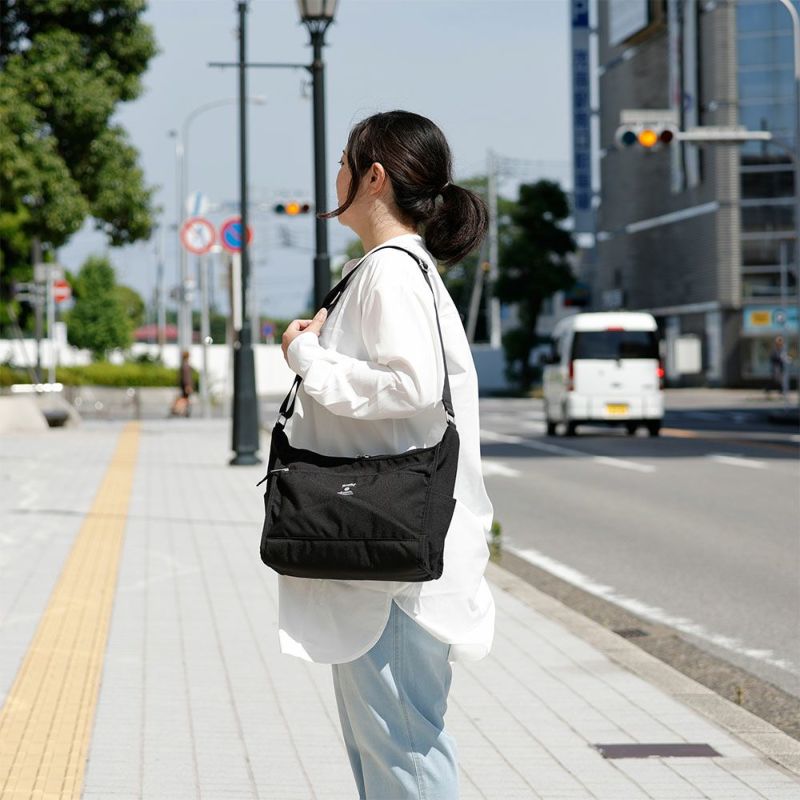 アネログランデショルダーバッグレディースファスナー付きanelloGRANDEバッグ軽量人気おしゃれ斜めがけブランド小さめ撥水CABINA5ショルダーバッグGTM0172Z