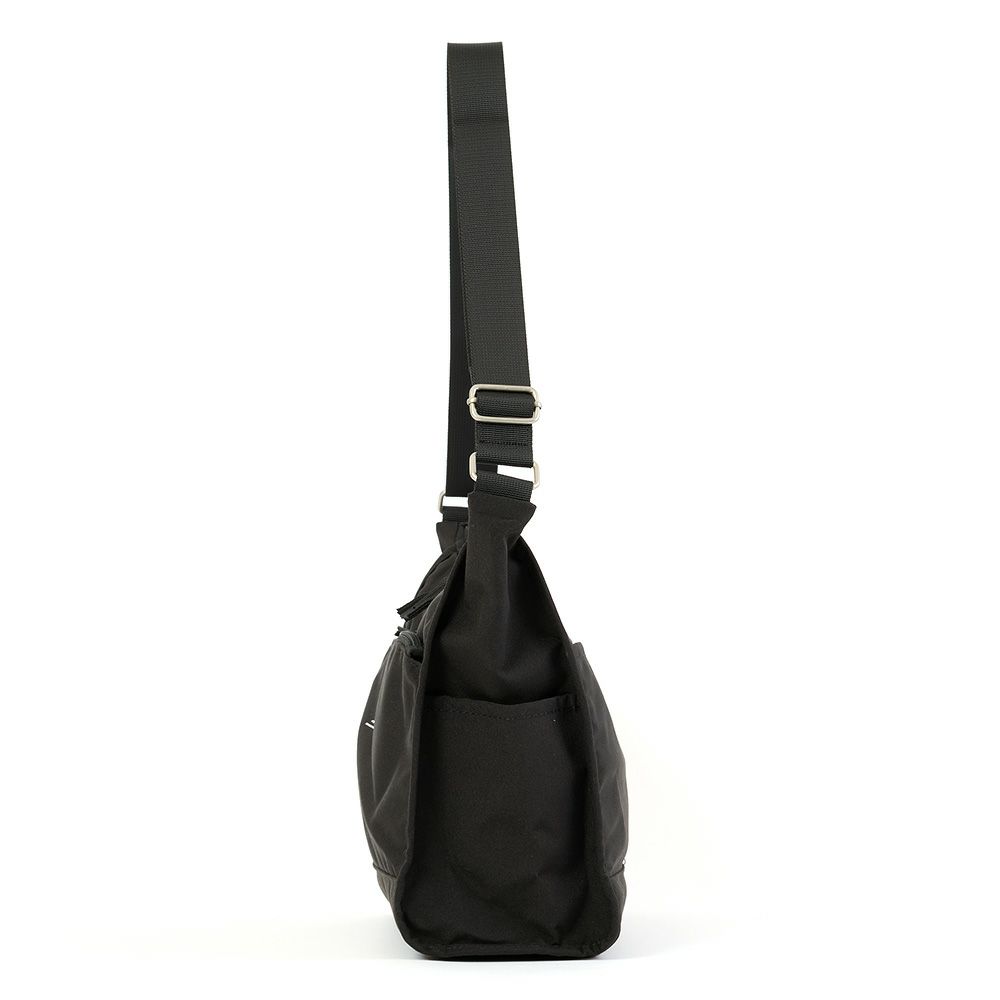 アネログランデショルダーバッグレディースファスナー付きanelloGRANDEバッグ軽量人気おしゃれ斜めがけブランド小さめ撥水CABINA5ショルダーバッグGTM0172Z