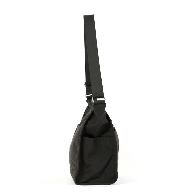 アネログランデショルダーバッグレディースファスナー付きanelloGRANDEバッグ軽量人気おしゃれ斜めがけブランド小さめ撥水CABINA5ショルダーバッグGTM0172Z