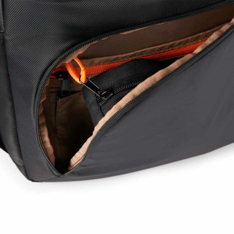 【正規取扱店】アメリカンツーリスターリュックAmericanTouristerメンズ30L35LB4A4セグノバックパック3ビジネスリュック容量拡張通勤出張1泊2泊大容量ブランドレインカバーUSBポート149575
