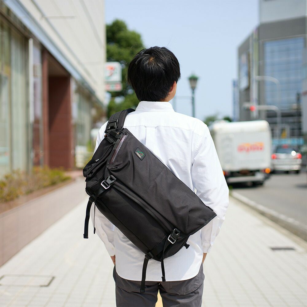 アッソブメッセンジャーバッグAS2OVショルダーバッグASSOVメンズブランド自転車通勤通学ナイロン評判丈夫大容量人気防水撥水おすすめ正規品330×1000DCORDURASTANDARDSERIESMESSENGER152318