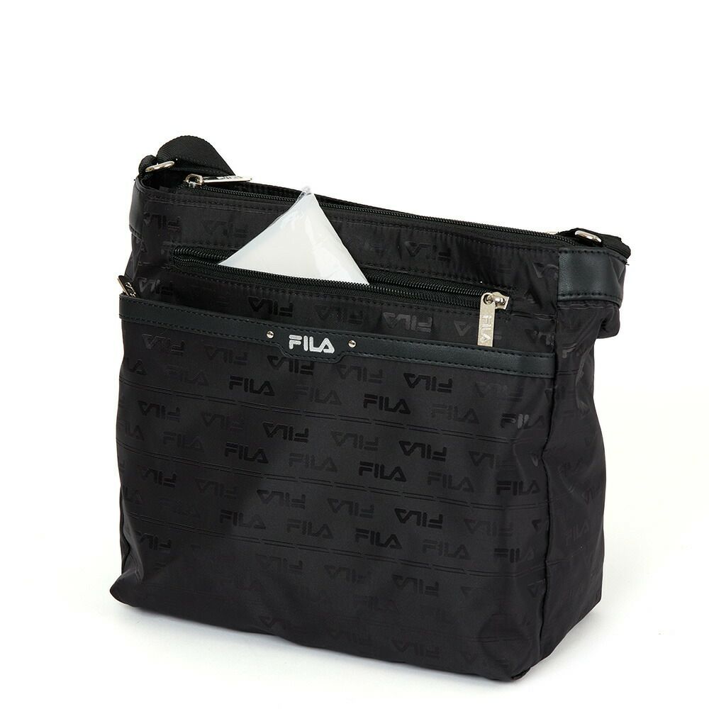 フィラショルダーバッグFILAレディーススクエアバッグ軽量多収納人気斜めがけブランド小さめマザーズバッグファスナー付きおしゃれかわいい大人30代40代50代7691