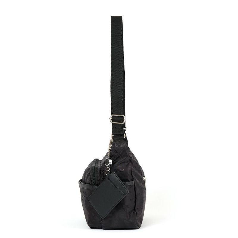 フィラショルダーバッグFILAレディースファスナー付き船形三日月型バッグ軽量多収納人気斜めがけブランド大きめマザーズバッグおしゃれかわいい大人30代40代50代7694