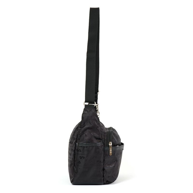 フィラショルダーバッグFILAレディースファスナー付き船形三日月型バッグ軽量多収納人気斜めがけブランド大きめマザーズバッグおしゃれかわいい大人30代40代50代7694