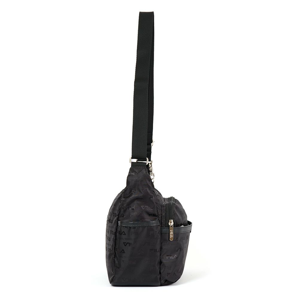 フィラショルダーバッグFILAレディースファスナー付き船形三日月型バッグ軽量多収納人気斜めがけブランド大きめマザーズバッグおしゃれかわいい大人30代40代50代7694