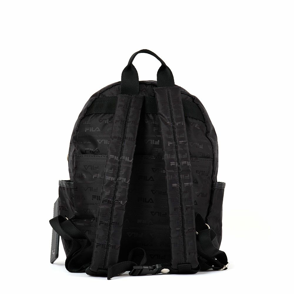 フィラリュックFILAレディースファスナー付き大人バッグ軽量多収納人気ブランド小さめマザーズバッグマザーズリュックおしゃれかわいい30代40代50代7696