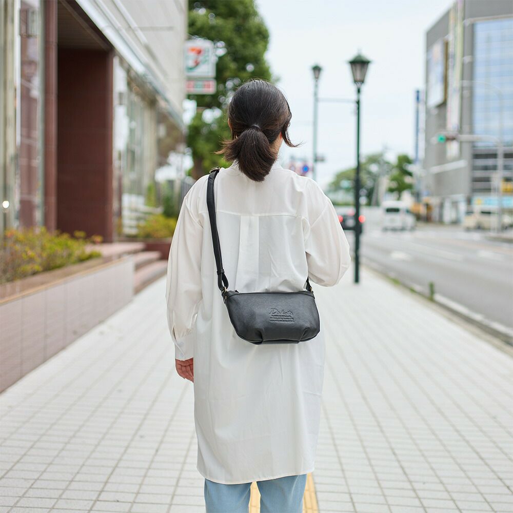 ダコタバッグショルダーバッグ横型レディース女性Dakotaジェントリー本革革レザーショルダーバッグ斜め掛け斜めがけ軽い軽量おしゃれ大人ブランド人気小さめ小さい30代40代50代1034512