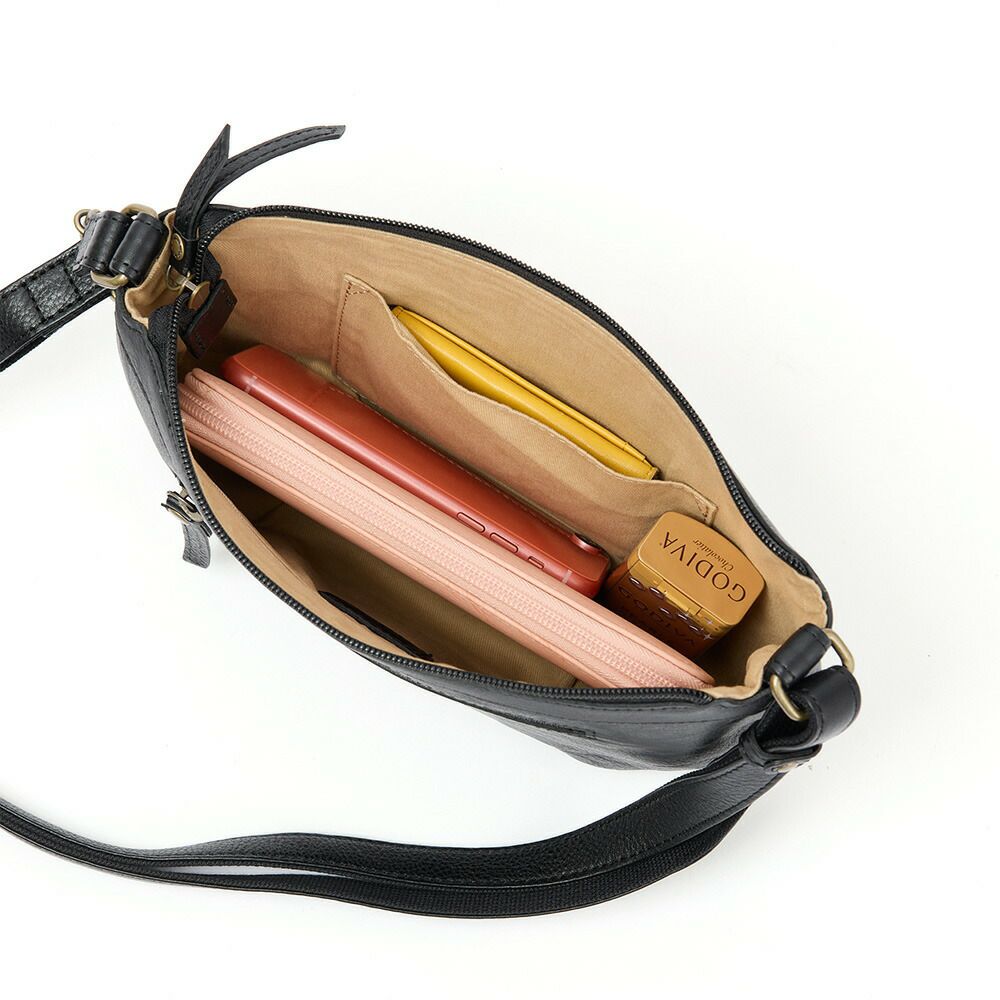 ダコタバッグショルダーバッグ横型レディース女性Dakotaジェントリー本革革レザーショルダーバッグ斜め掛け斜めがけ軽い軽量おしゃれ大人ブランド人気小さめ小さい30代40代50代1034512