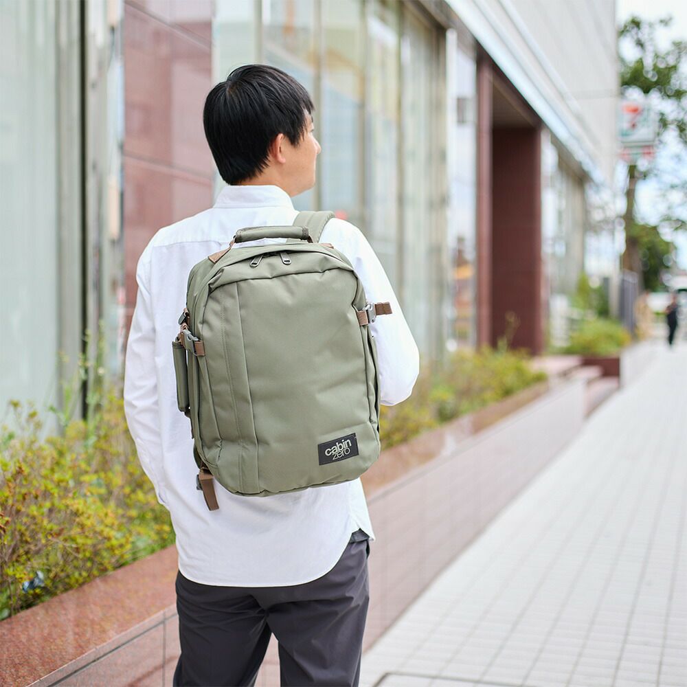 キャビンゼロリュック28LCABINZEROCLASSICTECHメンズレディースクラシックテック大容量PC収納パソコン収納軽い軽量多機能機内持ち込みバックパック通勤通学旅行1泊CZ331