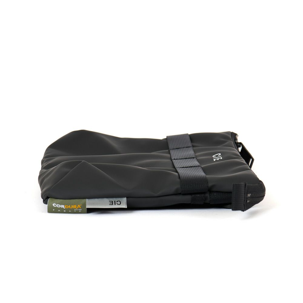 CIEショルダーバッグバッグシーサコッシュGRID3MINISHOULDERBAGメンズレディースミニショルダーバッグブランド評判人気防水撥水おすすめ正規品日本製グリッド3032052