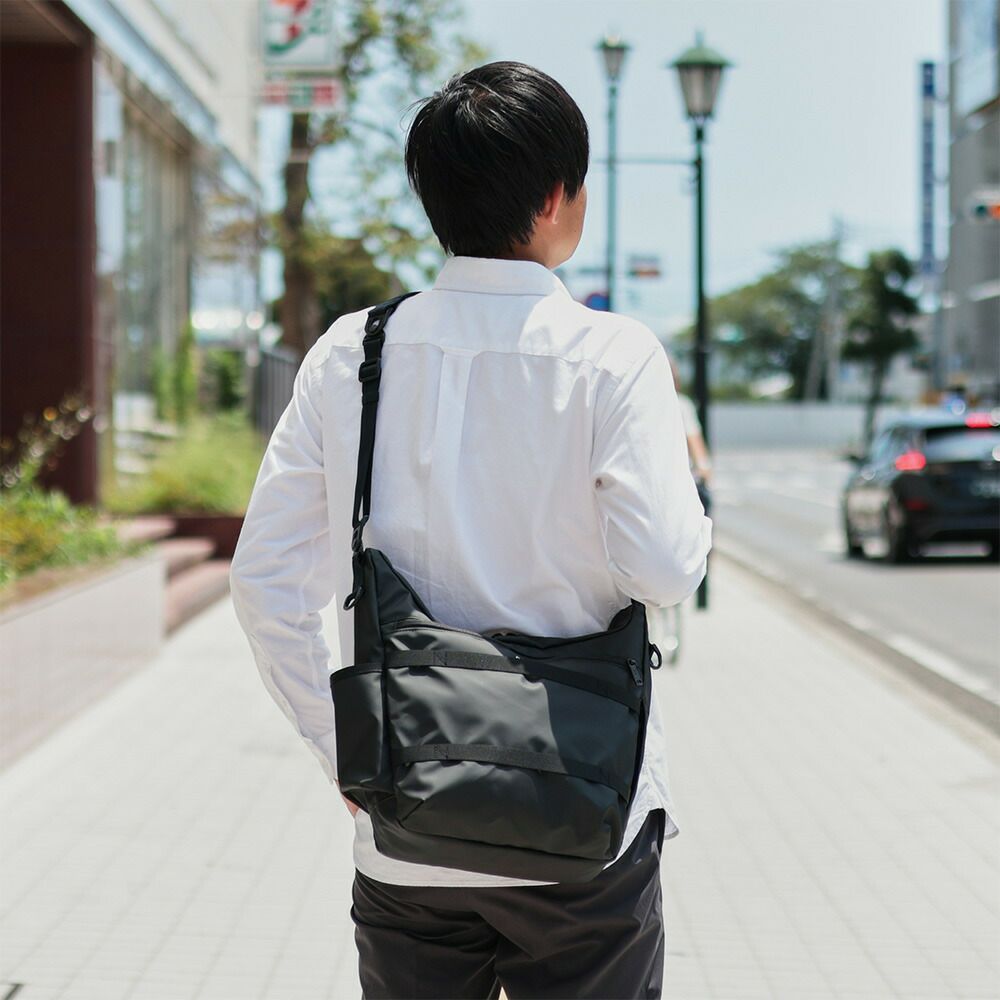 CIEショルダーバッグLサイズバッグシーGRID3SHOULDERBAG-02メンズレディース斜めがけ斜め掛けブランド評判人気防水撥水大容量大きめおすすめ正規品日本製グリッド3032055
