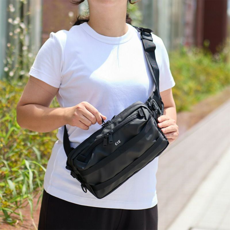 CIEショルダーバッグボディバッグバッグシーGRID32WAYSLINGBAGスリングバッグメンズレディース斜めがけ斜め掛けブランド評判人気防水撥水おすすめ正規品日本製グリッド3032057