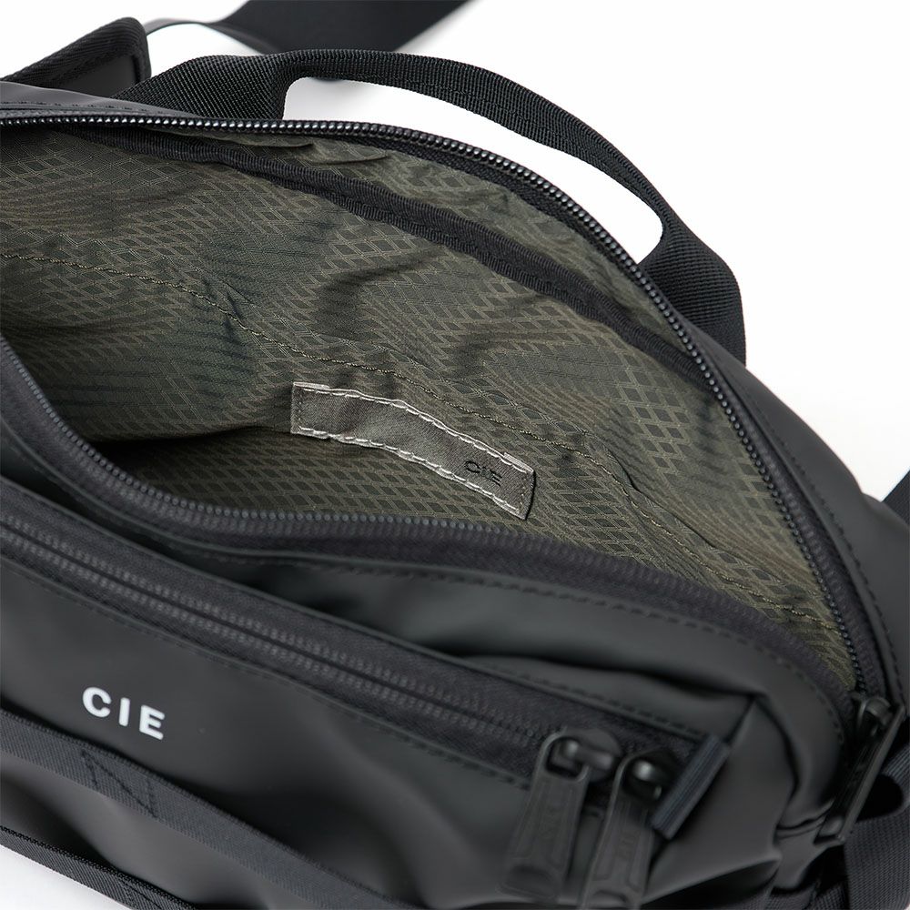 CIEショルダーバッグボディバッグバッグシーGRID32WAYSLINGBAGスリングバッグメンズレディース斜めがけ斜め掛けブランド評判人気防水撥水おすすめ正規品日本製グリッド3032057
