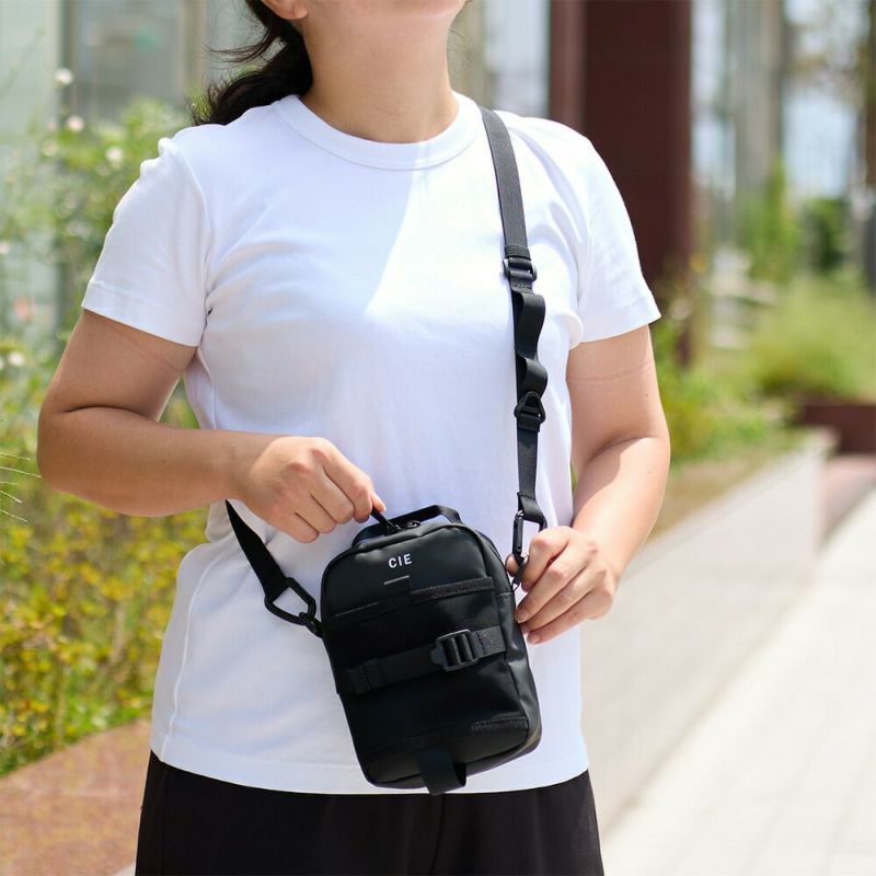 CIEショルダーバッグバッグシーGRID3BOTTLEMINISHOULDERBAGメンズレディースミニショルダーバッグ斜めがけ斜め掛けブランド評判人気防水撥水小さい小さめおすすめ正規品日本製グリッド3032067