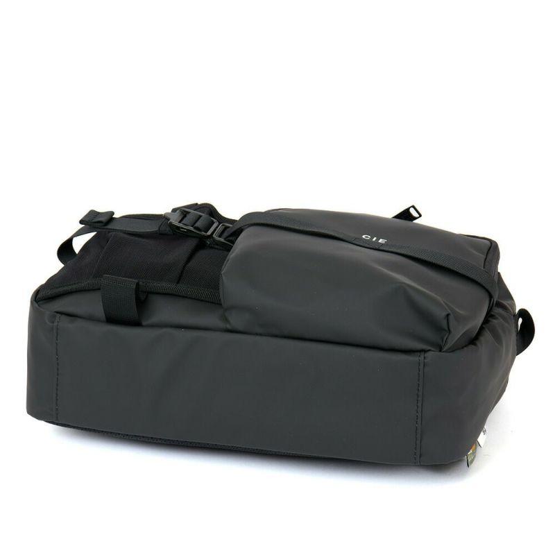 CIEショルダーバッグバッグシーGRID3BOTTLESHOULDERBAGLメンズレディースペットボトルが入る斜めがけ斜め掛け大きめ大容量ブランド評判人気防水撥水おすすめ正規品日本製グリッド3032068