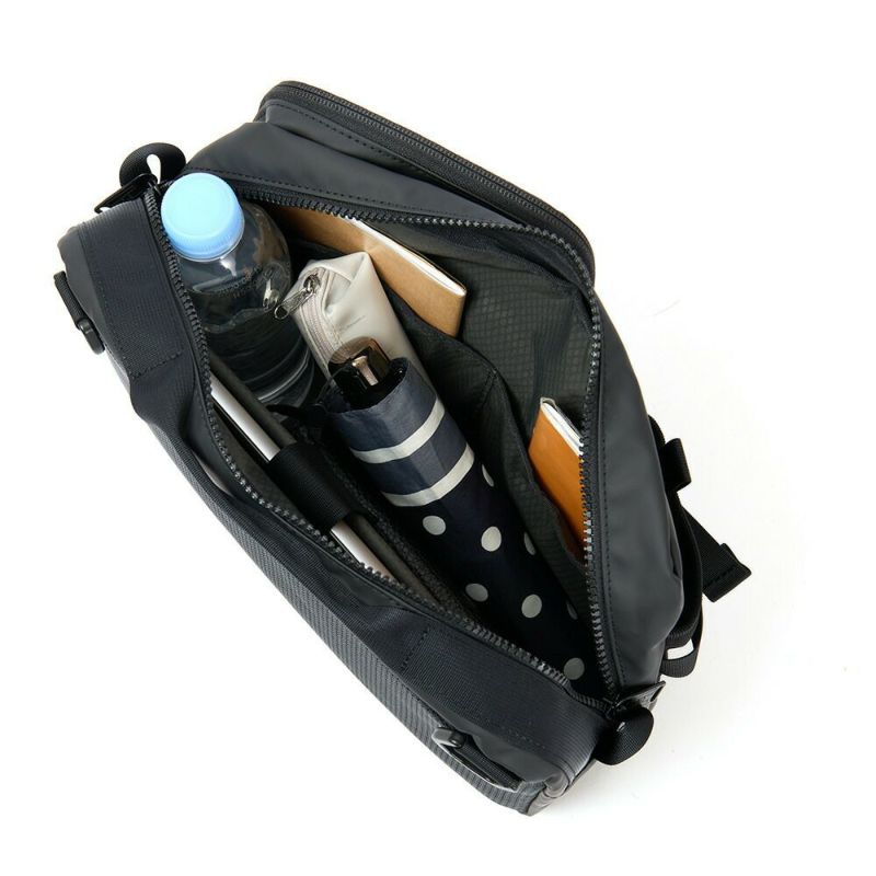 CIEショルダーバッグバッグシーGRID3BOTTLESHOULDERBAGLメンズレディースペットボトルが入る斜めがけ斜め掛け大きめ大容量ブランド評判人気防水撥水おすすめ正規品日本製グリッド3032068