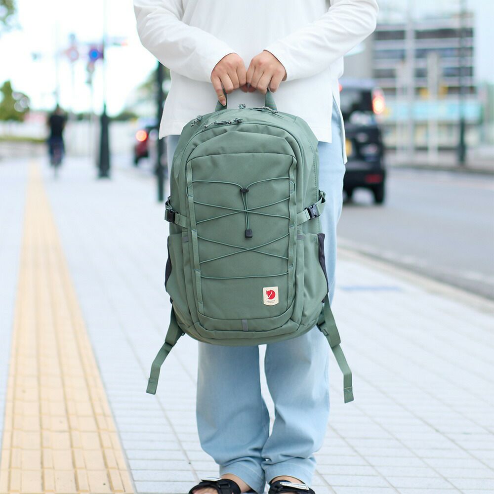 正規品フェールラーベンリュックFJALLRAVENSkule28メンズレディースリュックサック男性女性おしゃれ丈夫23346