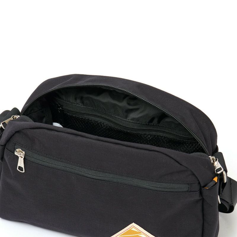 ケルティショルダーバッグKELTYメンズレディースROUNDTOPBAGMショルダーバックショルダーバッグ斜め掛けバッグ斜めがけバッグ肩掛けカバン斜め掛け大容量大きめおしゃれ撥水軽い軽量32592078