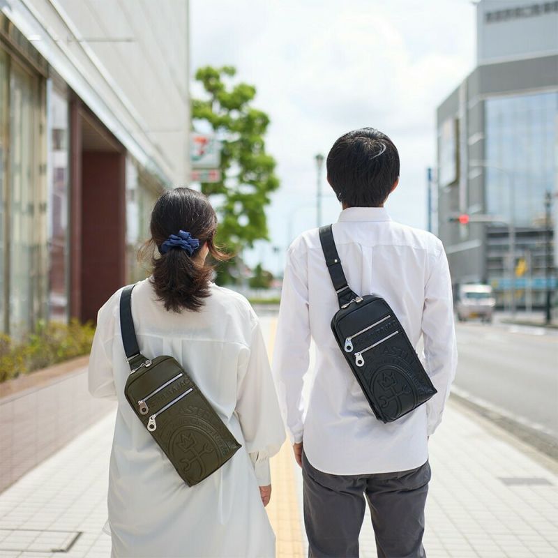 カステルバジャックボディバッグショルダーバッグバッグCASTELBAJACダナンメンズレディースバックボディバックワンショルダーバッグ斜め掛けバッグブランド軽量かっこいいおしゃれ人気45911