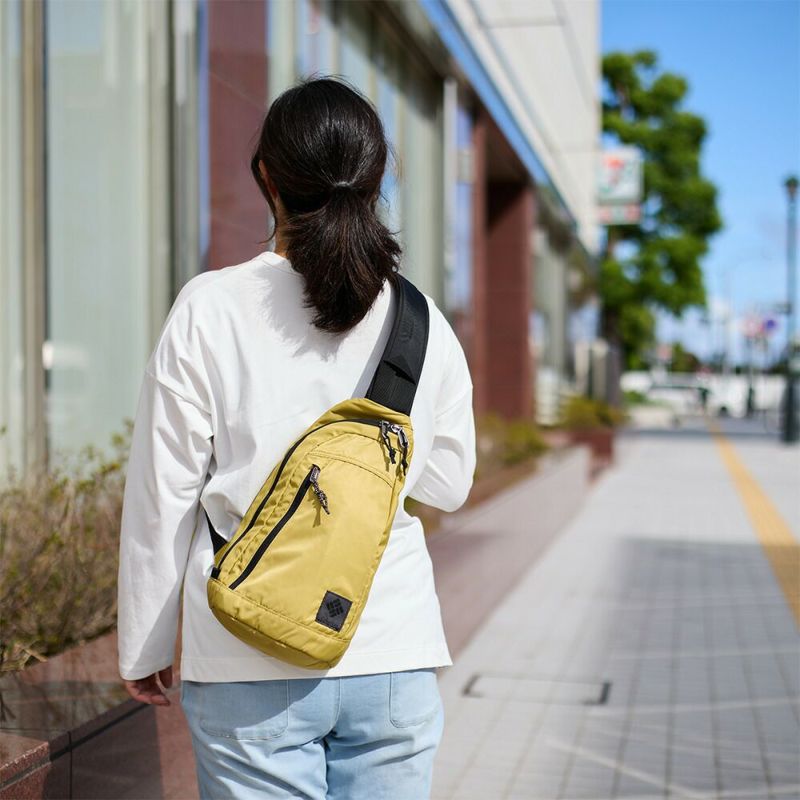 コロンビアボディバッグColumbiaメンズレディースグレートスモーキーガーデンショルダーバッグバッグ斜めがけななめがけ撥水おしゃれ旅行軽い軽量PU8732