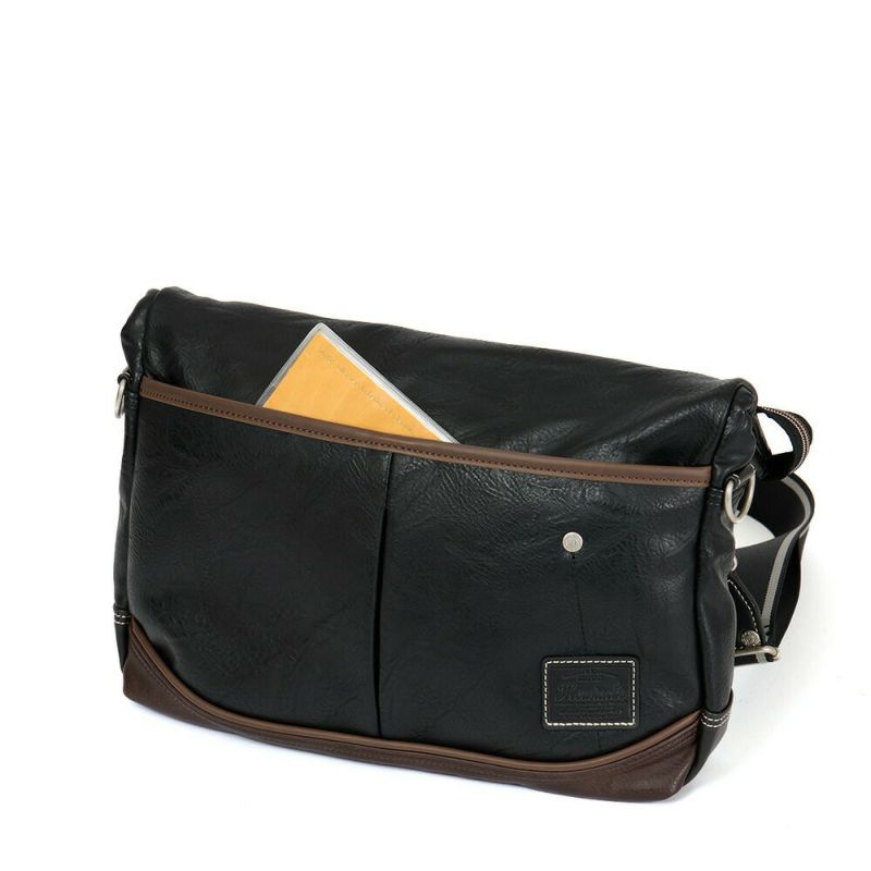 MOUSTACHEショルダーバッグムスタッシュメンズレディース斜めがけ斜め掛けおしゃれかっこいいカジュアル人気通学ブランド大人30代40代50代VMR-5696