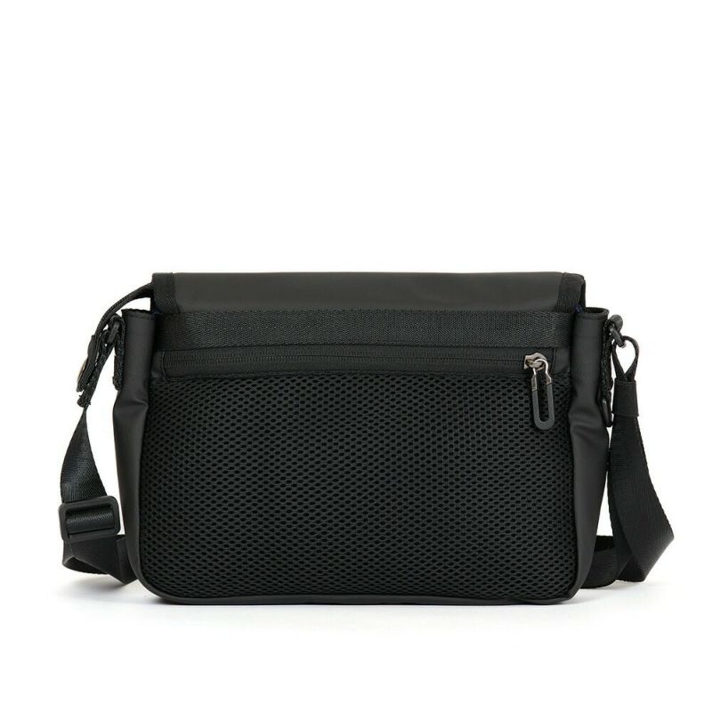 MOUSTACHEショルダーバッグムスタッシュメンズレディース斜めがけ斜め掛けおしゃれかっこいいカジュアル人気通学ブランド大人小さめコンパクト30代40代50代MJT-4584