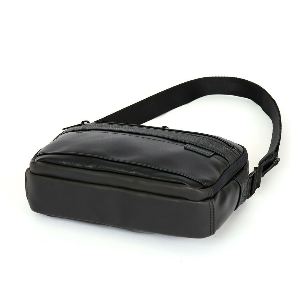 MOUSTACHEショルダーバッグムスタッシュメンズレディース斜めがけ斜め掛けおしゃれかっこいいカジュアル人気通学ブランド大人小さめコンパクトシンプル30代40代50代VZN-0550