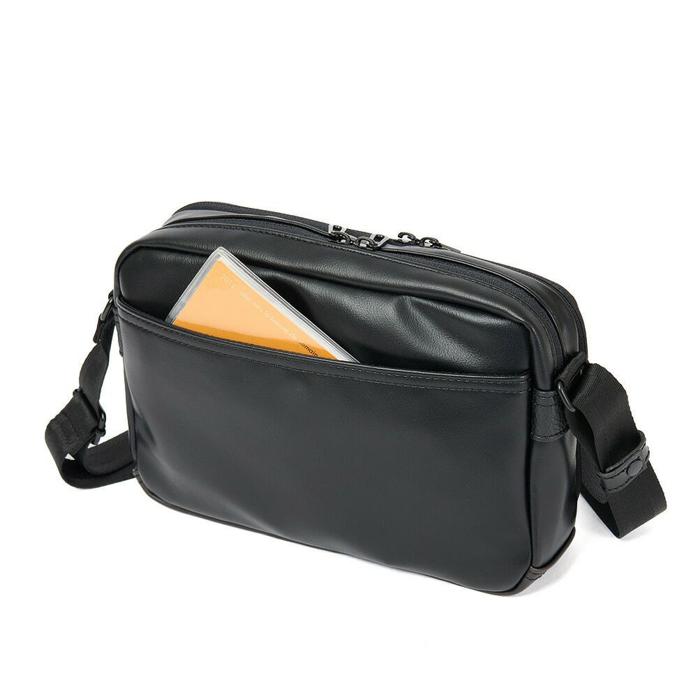 MOUSTACHEショルダーバッグムスタッシュメンズレディース斜めがけ斜め掛けおしゃれかっこいいカジュアル人気通学ブランド大人小さめコンパクトシンプル30代40代50代VZN-0550